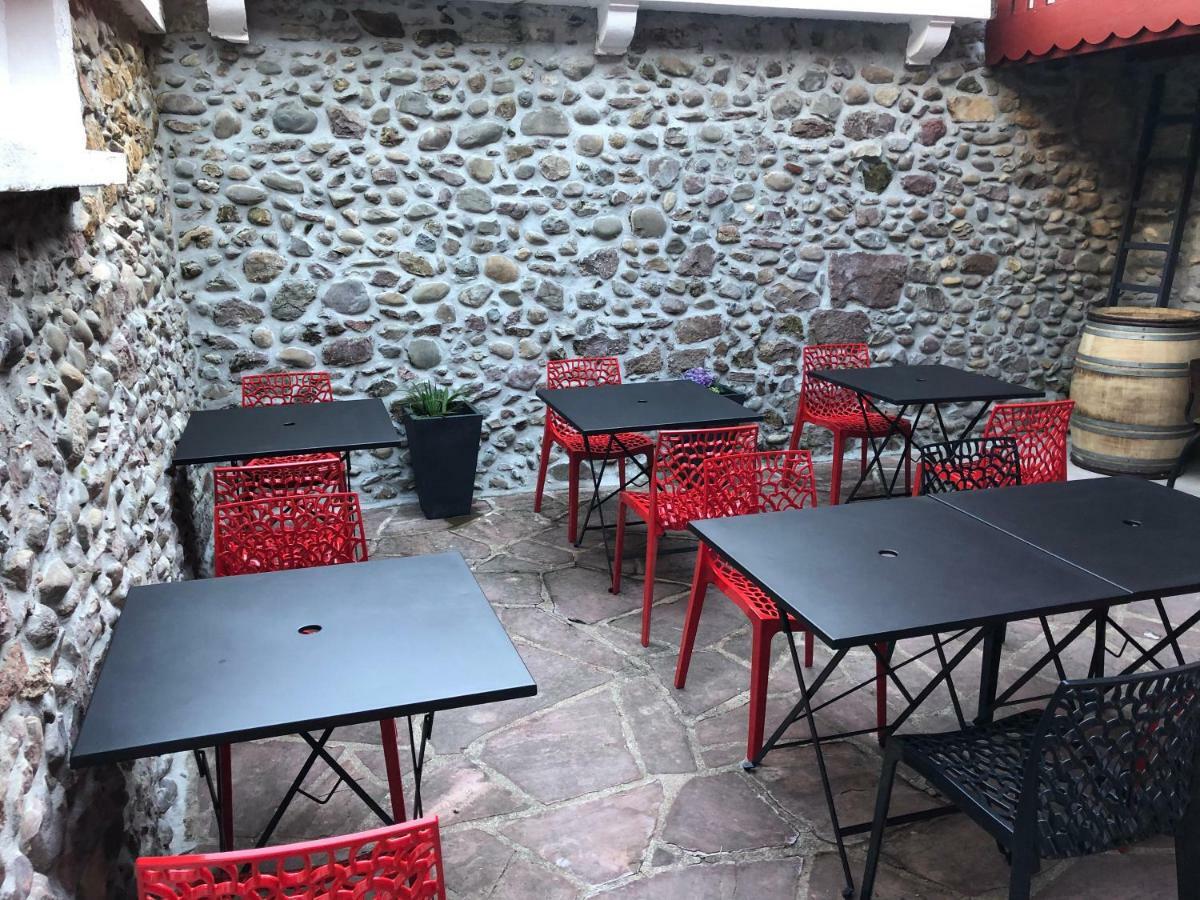 Maison Simonenia Saint-Jean-Pied-de-Port Εξωτερικό φωτογραφία